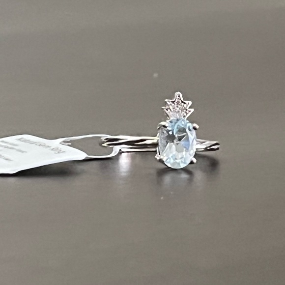 Natural Sky Blue Topaz Pineapple 🍍 Ring - Picture 6 of 8